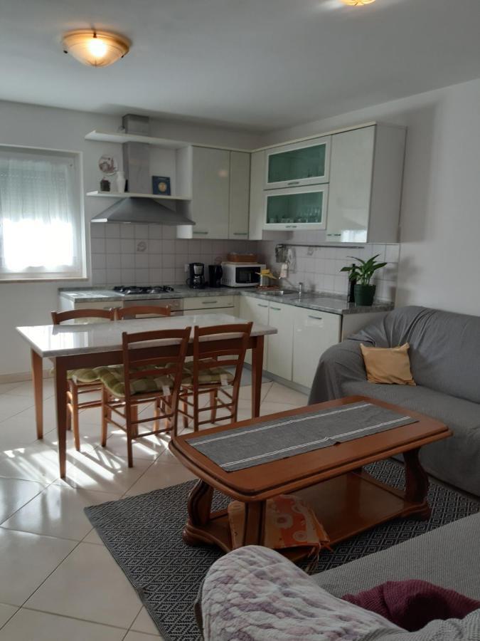 Apartment Ana *